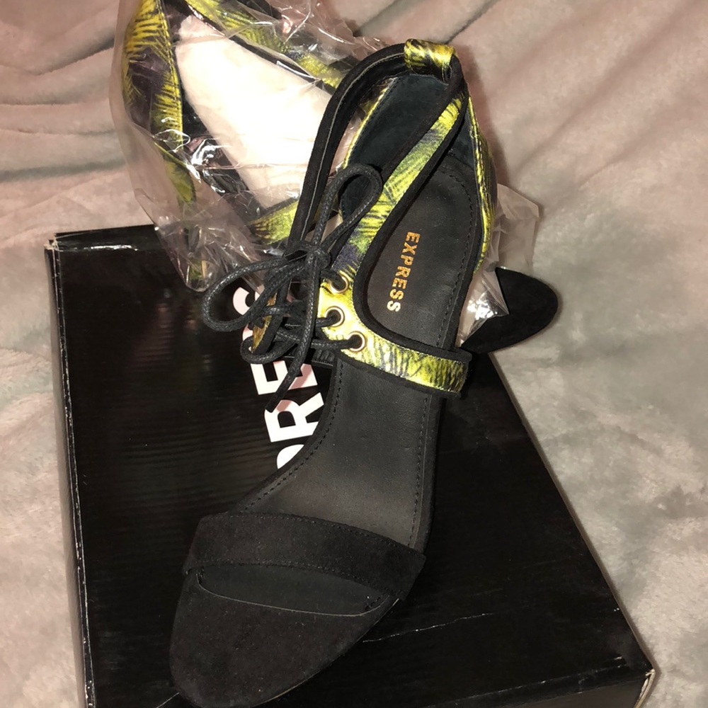 Express - Black & Citron Sandals